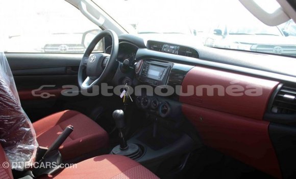 Buy Import Toyota Hilux Other Car in Import - Dubai in Iles Buy Import Toyota Hilux Other Car in Import - Dubai in Iles