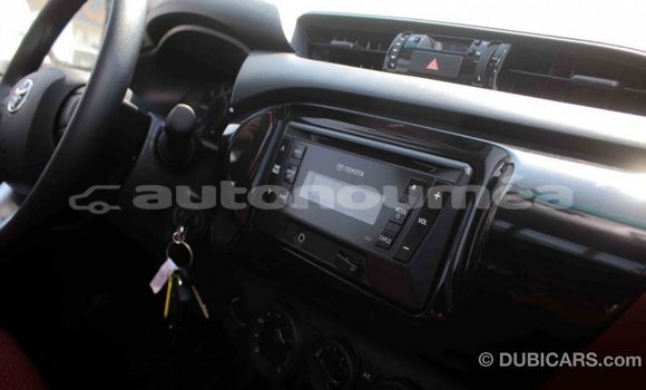 Buy Import Toyota Hilux Other Car in Import - Dubai in Iles Buy Import Toyota Hilux Other Car in Import - Dubai in Iles