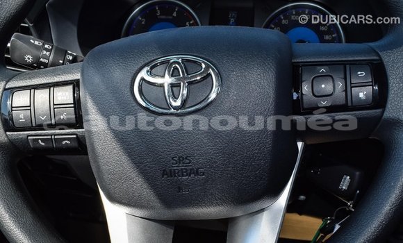 Buy Import Toyota Hilux Other Car in Import - Dubai in Iles Buy Import Toyota Hilux Other Car in Import - Dubai in Iles