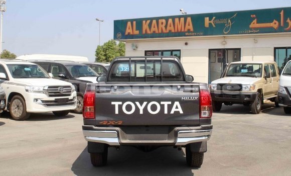 Acheter Import Voiture Toyota Hilux Autre à Import - Dubai, Iles Acheter Import Voiture Toyota Hilux Autre à Import - Dubai, Iles