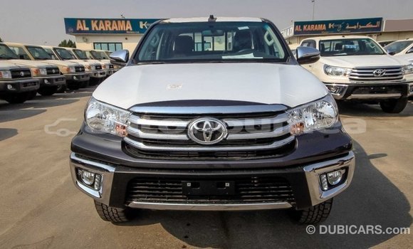 Buy Import Toyota Hilux Black Car in Import - Dubai in Iles Buy Import Toyota Hilux Black Car in Import - Dubai in Iles