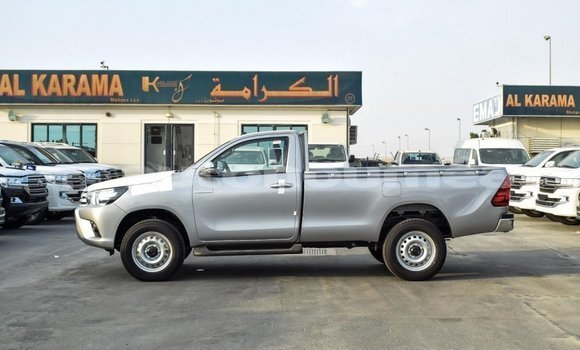 Buy Import Toyota Hilux Other Car in Import - Dubai in Iles Buy Import Toyota Hilux Other Car in Import - Dubai in Iles