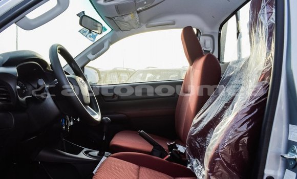 Buy Import Toyota Hilux Other Car in Import - Dubai in Iles Buy Import Toyota Hilux Other Car in Import - Dubai in Iles