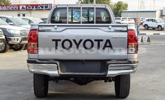 Buy Import Toyota Hilux Other Car in Import - Dubai in Iles Buy Import Toyota Hilux Other Car in Import - Dubai in Iles