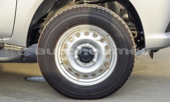 Buy Import Toyota Hilux Other Car in Import - Dubai in Iles Buy Import Toyota Hilux Other Car in Import - Dubai in Iles