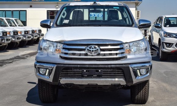 Buy Import Toyota Hilux Other Car in Import - Dubai in Iles Buy Import Toyota Hilux Other Car in Import - Dubai in Iles