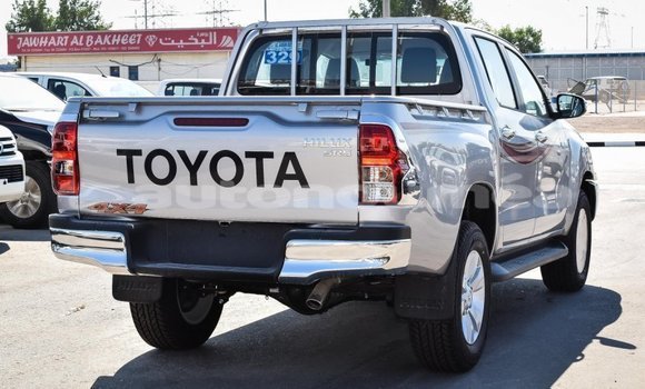 Buy Import Toyota Hilux Other Car in Import - Dubai in Iles Buy Import Toyota Hilux Other Car in Import - Dubai in Iles