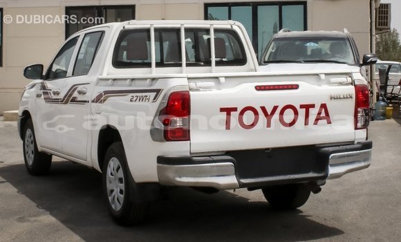 Buy Import Toyota Hilux White Car in Import - Dubai in Iles Buy Import Toyota Hilux White Car in Import - Dubai in Iles