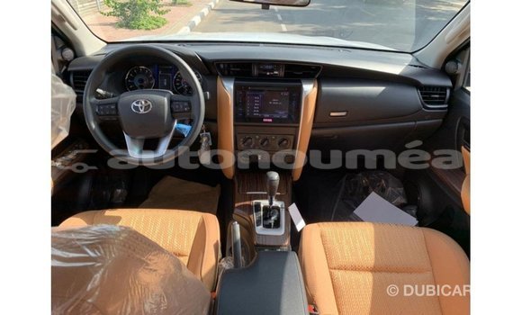 Acheter Import Voiture Toyota Fortuner Autre à Import - Dubai, Iles Acheter Import Voiture Toyota Fortuner Autre à Import - Dubai, Iles