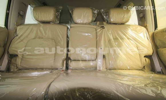 Acheter Import Voiture Nissan Patrol Noir à Import - Dubai, Iles Acheter Import Voiture Nissan Patrol Noir à Import - Dubai, Iles