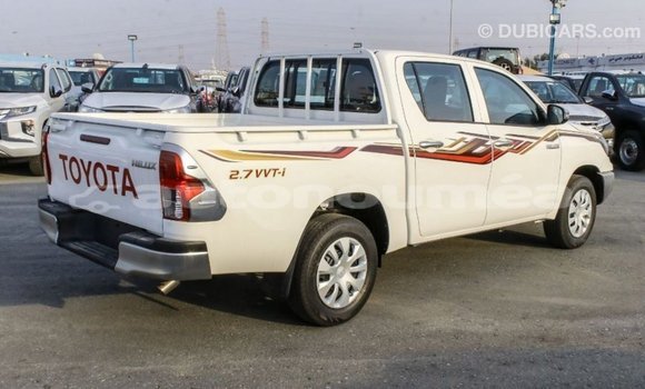 Acheter Import Voiture Toyota Hilux Blanc à Import - Dubai, Iles Acheter Import Voiture Toyota Hilux Blanc à Import - Dubai, Iles
