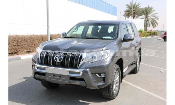 Acheter Import Voiture Toyota Prado Noir à Import - Dubai, Iles Acheter Import Voiture Toyota Prado Noir à Import - Dubai, Iles