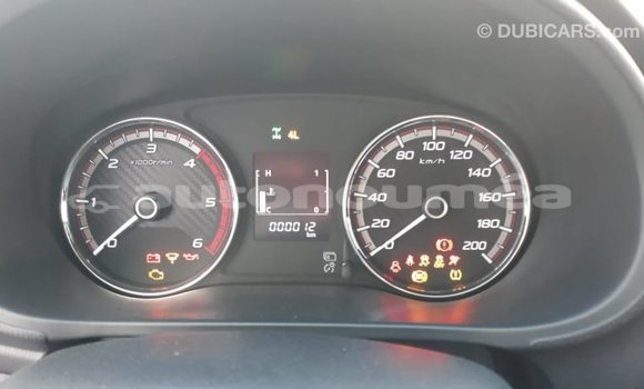 Buy Import Mitsubishi L200 White Car in Import - Dubai in Iles Buy Import Mitsubishi L200 White Car in Import - Dubai in Iles