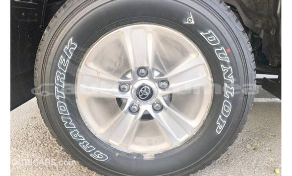Buy Import Toyota Land Cruiser Black Car in Import - Dubai in Iles Buy Import Toyota Land Cruiser Black Car in Import - Dubai in Iles