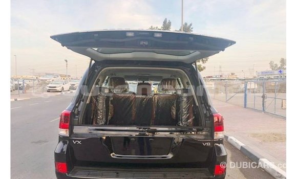 Buy Import Toyota Land Cruiser Black Car in Import - Dubai in Iles Buy Import Toyota Land Cruiser Black Car in Import - Dubai in Iles