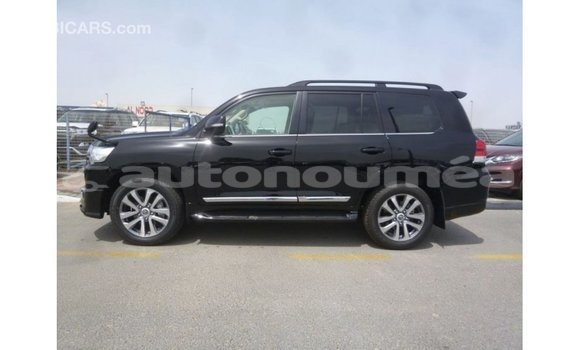 Acheter Import Voiture Toyota Land Cruiser Noir à Import - Dubai, Iles Acheter Import Voiture Toyota Land Cruiser Noir à Import - Dubai, Iles