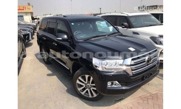 Acheter Import Voiture Toyota Land Cruiser Noir à Import - Dubai, Iles Acheter Import Voiture Toyota Land Cruiser Noir à Import - Dubai, Iles