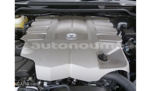 Acheter Import Voiture Toyota Land Cruiser Noir à Import - Dubai, Iles Acheter Import Voiture Toyota Land Cruiser Noir à Import - Dubai, Iles