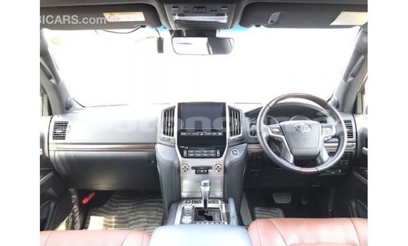 Acheter Import Voiture Toyota Land Cruiser Noir à Import - Dubai, Iles Acheter Import Voiture Toyota Land Cruiser Noir à Import - Dubai, Iles