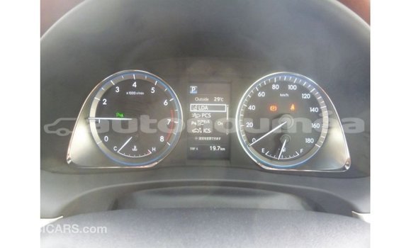 Acheter Import Voiture Toyota Harrier Rouge à Import - Dubai, Iles Acheter Import Voiture Toyota Harrier Rouge à Import - Dubai, Iles