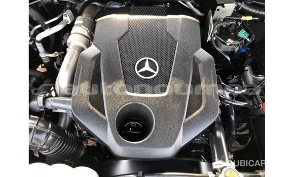 Acheter Import Voiture Mercedes-Benz 250 Noir à Import - Dubai, Iles Acheter Import Voiture Mercedes-Benz 250 Noir à Import - Dubai, Iles