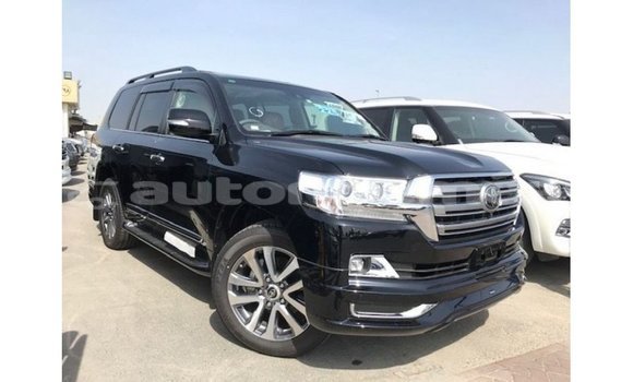 Acheter Import Voiture Toyota Land Cruiser Noir à Import - Dubai, Iles Acheter Import Voiture Toyota Land Cruiser Noir à Import - Dubai, Iles