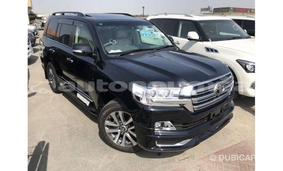 Acheter Import Voiture Toyota Land Cruiser Noir à Import - Dubai, Iles Acheter Import Voiture Toyota Land Cruiser Noir à Import - Dubai, Iles