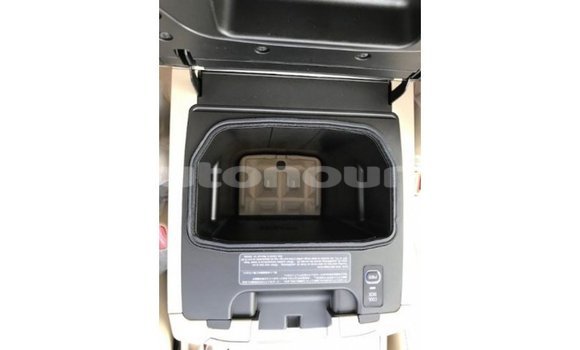 Acheter Import Voiture Toyota Land Cruiser Noir à Import - Dubai, Iles Acheter Import Voiture Toyota Land Cruiser Noir à Import - Dubai, Iles