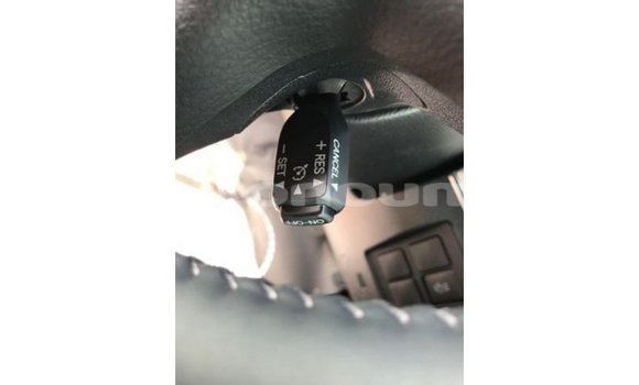 Acheter Import Voiture Toyota Land Cruiser Noir à Import - Dubai, Iles Acheter Import Voiture Toyota Land Cruiser Noir à Import - Dubai, Iles