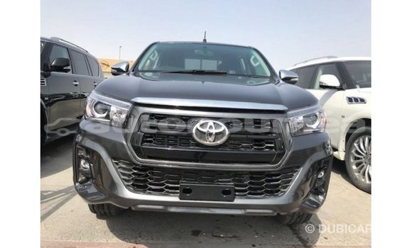 Acheter Import Voiture Toyota Hilux Noir à Import - Dubai, Iles Acheter Import Voiture Toyota Hilux Noir à Import - Dubai, Iles
