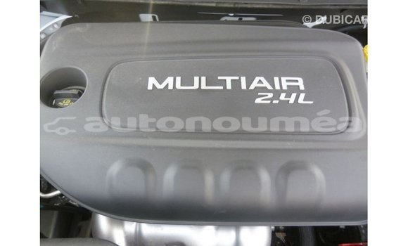 Acheter Import Voiture Jeep Cherokee Blanc à Import - Dubai, Iles Acheter Import Voiture Jeep Cherokee Blanc à Import - Dubai, Iles