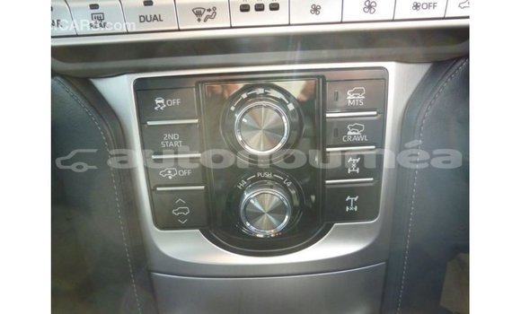 Acheter Import Voiture Toyota Prado Autre à Import - Dubai, Iles Acheter Import Voiture Toyota Prado Autre à Import - Dubai, Iles