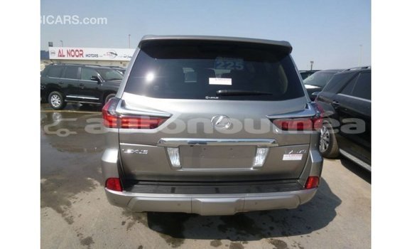 Acheter Import Voiture Lexus LX Autre à Import - Dubai, Iles Acheter Import Voiture Lexus LX Autre à Import - Dubai, Iles