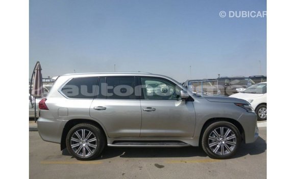 Acheter Import Voiture Lexus LX Autre à Import - Dubai, Iles Acheter Import Voiture Lexus LX Autre à Import - Dubai, Iles