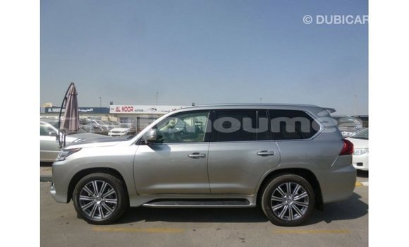 Acheter Import Voiture Lexus LX Autre à Import - Dubai, Iles Acheter Import Voiture Lexus LX Autre à Import - Dubai, Iles