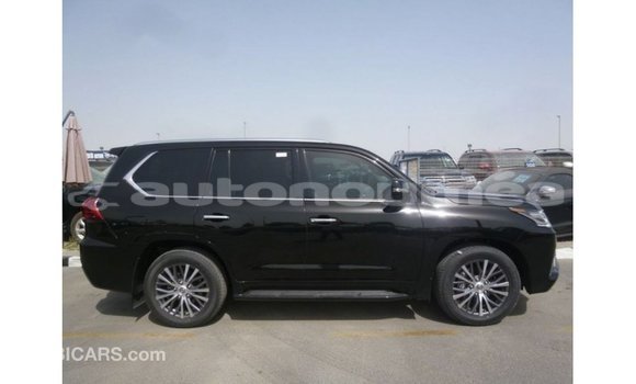 Acheter Import Voiture Lexus LX Noir à Import - Dubai, Iles Acheter Import Voiture Lexus LX Noir à Import - Dubai, Iles