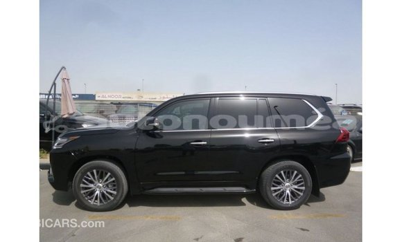 Acheter Import Voiture Lexus LX Noir à Import - Dubai, Iles Acheter Import Voiture Lexus LX Noir à Import - Dubai, Iles