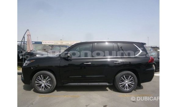 Acheter Import Voiture Lexus LX Noir à Import - Dubai, Iles Acheter Import Voiture Lexus LX Noir à Import - Dubai, Iles