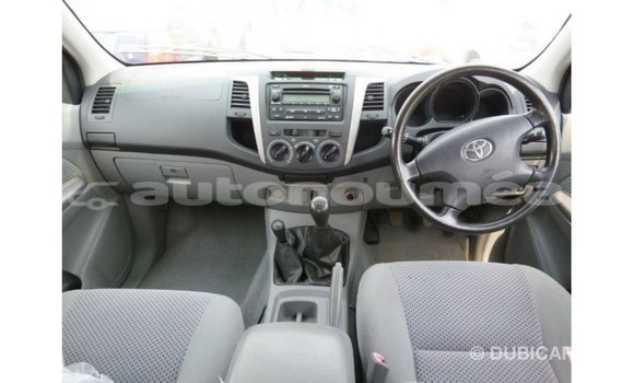 Acheter Import Voiture Toyota Hilux Bleu à Import - Dubai, Iles Acheter Import Voiture Toyota Hilux Bleu à Import - Dubai, Iles