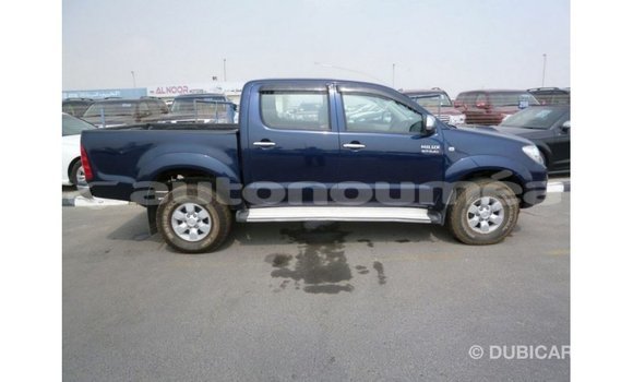 Acheter Import Voiture Toyota Hilux Bleu à Import - Dubai, Iles Acheter Import Voiture Toyota Hilux Bleu à Import - Dubai, Iles
