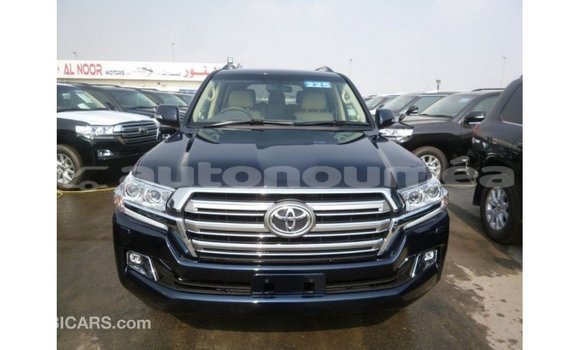 Acheter Import Voiture Toyota Land Cruiser Bleu à Import - Dubai, Iles Acheter Import Voiture Toyota Land Cruiser Bleu à Import - Dubai, Iles