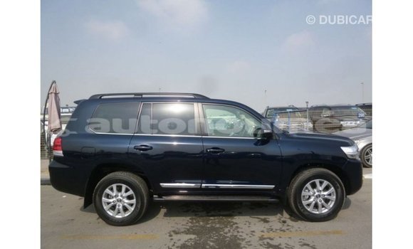 Acheter Import Voiture Toyota Land Cruiser Bleu à Import - Dubai, Iles Acheter Import Voiture Toyota Land Cruiser Bleu à Import - Dubai, Iles