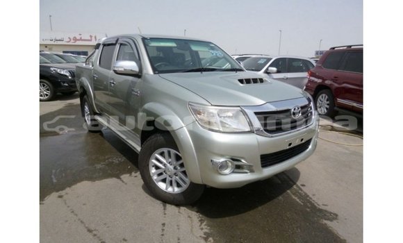Acheter Import Voiture Toyota Hilux Autre à Import - Dubai, Iles Acheter Import Voiture Toyota Hilux Autre à Import - Dubai, Iles