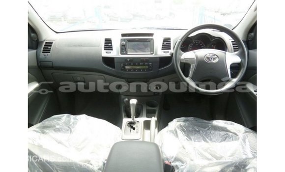 Acheter Import Voiture Toyota Hilux Autre à Import - Dubai, Iles Acheter Import Voiture Toyota Hilux Autre à Import - Dubai, Iles