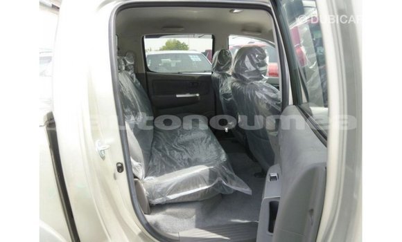 Acheter Import Voiture Toyota Hilux Autre à Import - Dubai, Iles Acheter Import Voiture Toyota Hilux Autre à Import - Dubai, Iles
