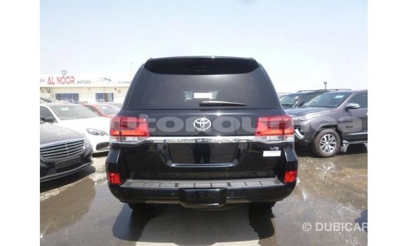 Acheter Import Voiture Toyota Land Cruiser Noir à Import - Dubai, Iles Acheter Import Voiture Toyota Land Cruiser Noir à Import - Dubai, Iles