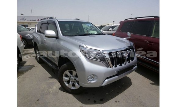 Acheter Import Voiture Toyota Prado Autre à Import - Dubai, Iles Acheter Import Voiture Toyota Prado Autre à Import - Dubai, Iles