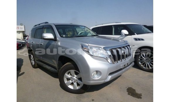 Acheter Import Voiture Toyota Prado Autre à Import - Dubai, Iles Acheter Import Voiture Toyota Prado Autre à Import - Dubai, Iles
