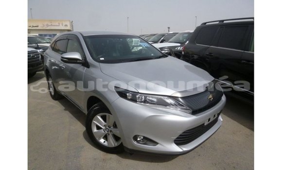 Acheter Import Voiture Toyota Harrier Autre à Import - Dubai, Iles Acheter Import Voiture Toyota Harrier Autre à Import - Dubai, Iles