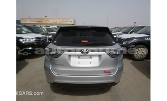 Acheter Import Voiture Toyota Harrier Autre à Import - Dubai, Iles Acheter Import Voiture Toyota Harrier Autre à Import - Dubai, Iles